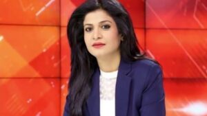 Female news anchors India