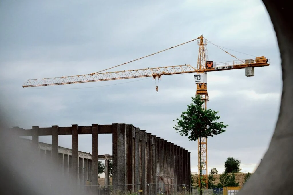 L&T Q2 Results: Profit Jumps 33% to ₹5,202 Crore, Order Book Hits Record